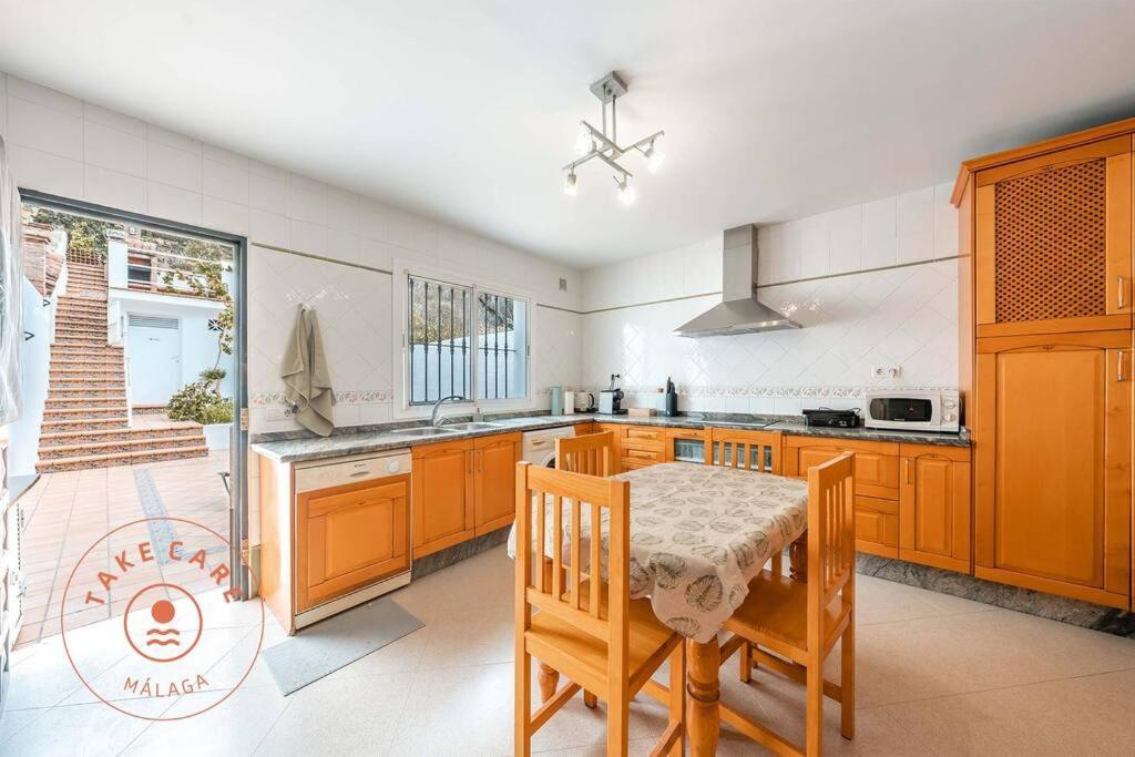 Spacious Home With Lovely Garden - Tcm Rincón de la Victoria Zewnętrze zdjęcie